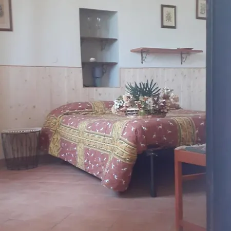 ファームステイ La Vecchia Quercia Pergine Valdarno