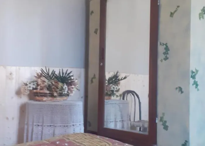 Lantgård La Vecchia Quercia *