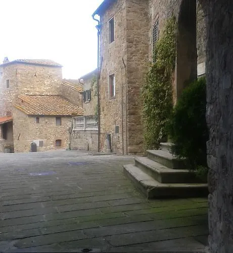 Lantgård La Vecchia Quercia *