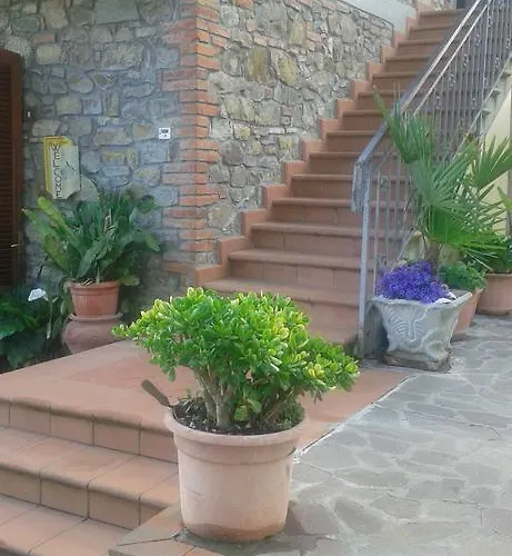 Lantgård La Vecchia Quercia *